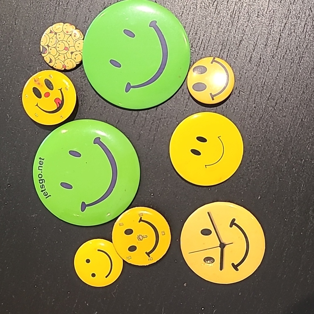 Vintage 90s smiley face pins